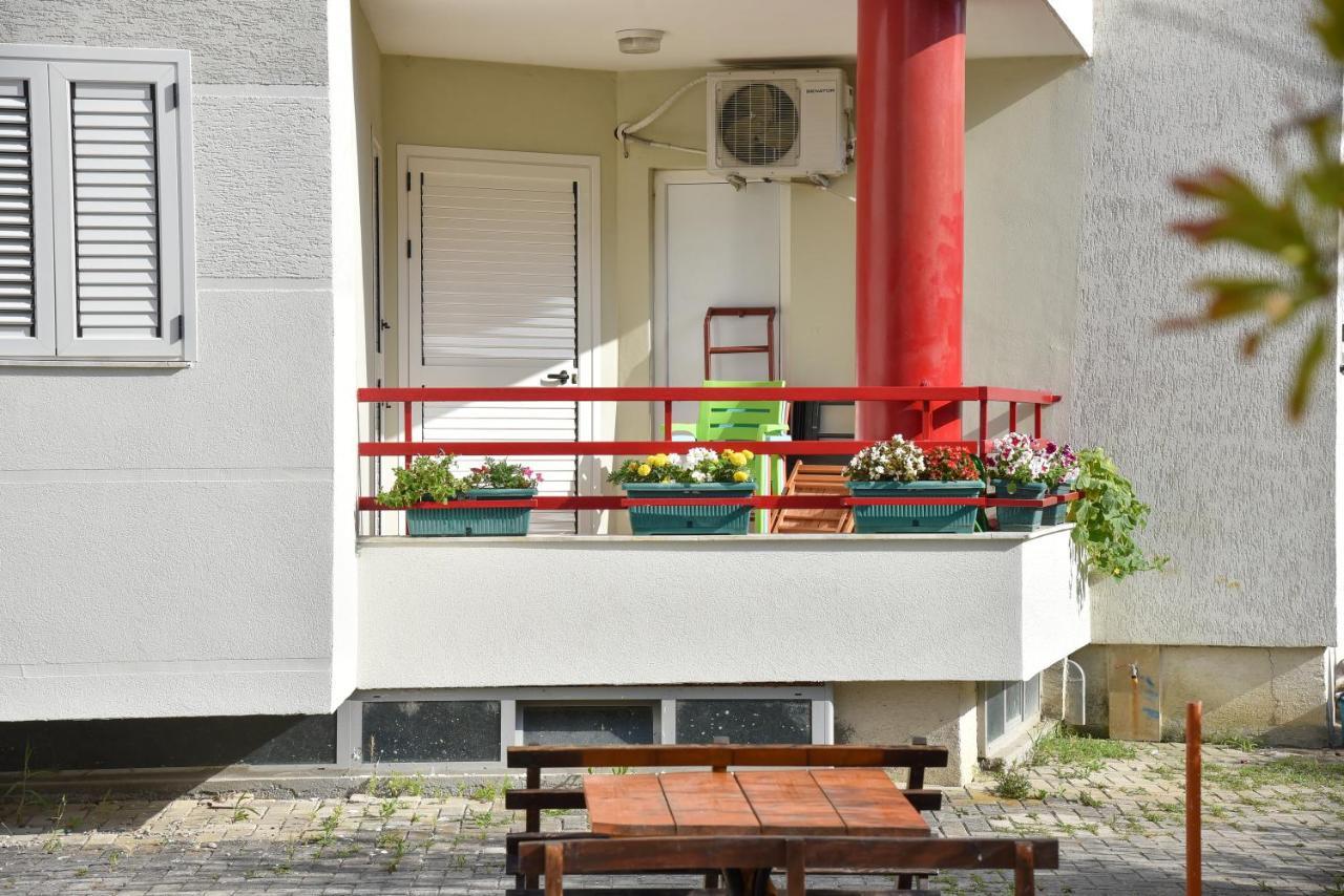 Flowers Apartments Golem  Εξωτερικό φωτογραφία