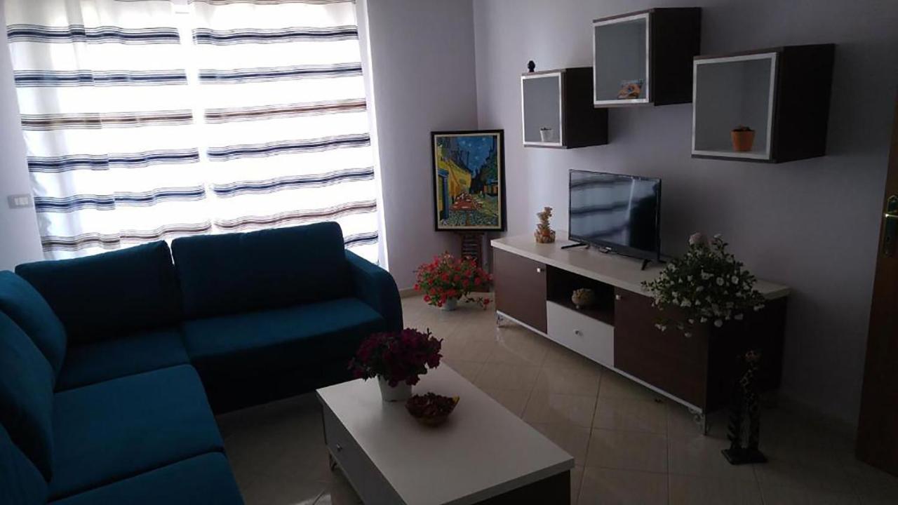 Flowers Apartments Golem  Εξωτερικό φωτογραφία