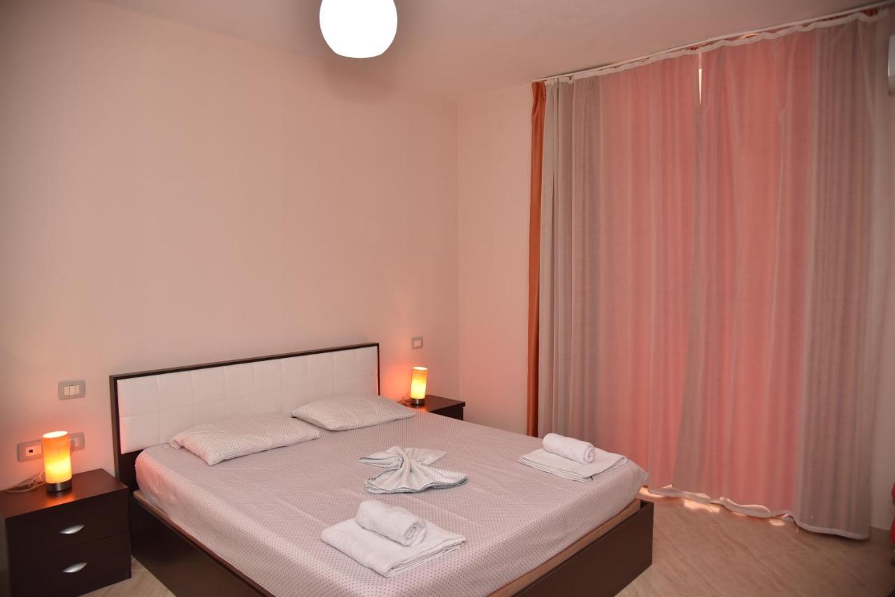 Flowers Apartments Golem  Εξωτερικό φωτογραφία